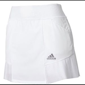Brand new with tags—adidas PrimeGreen Split Pleat Golf Skort, Sz M.